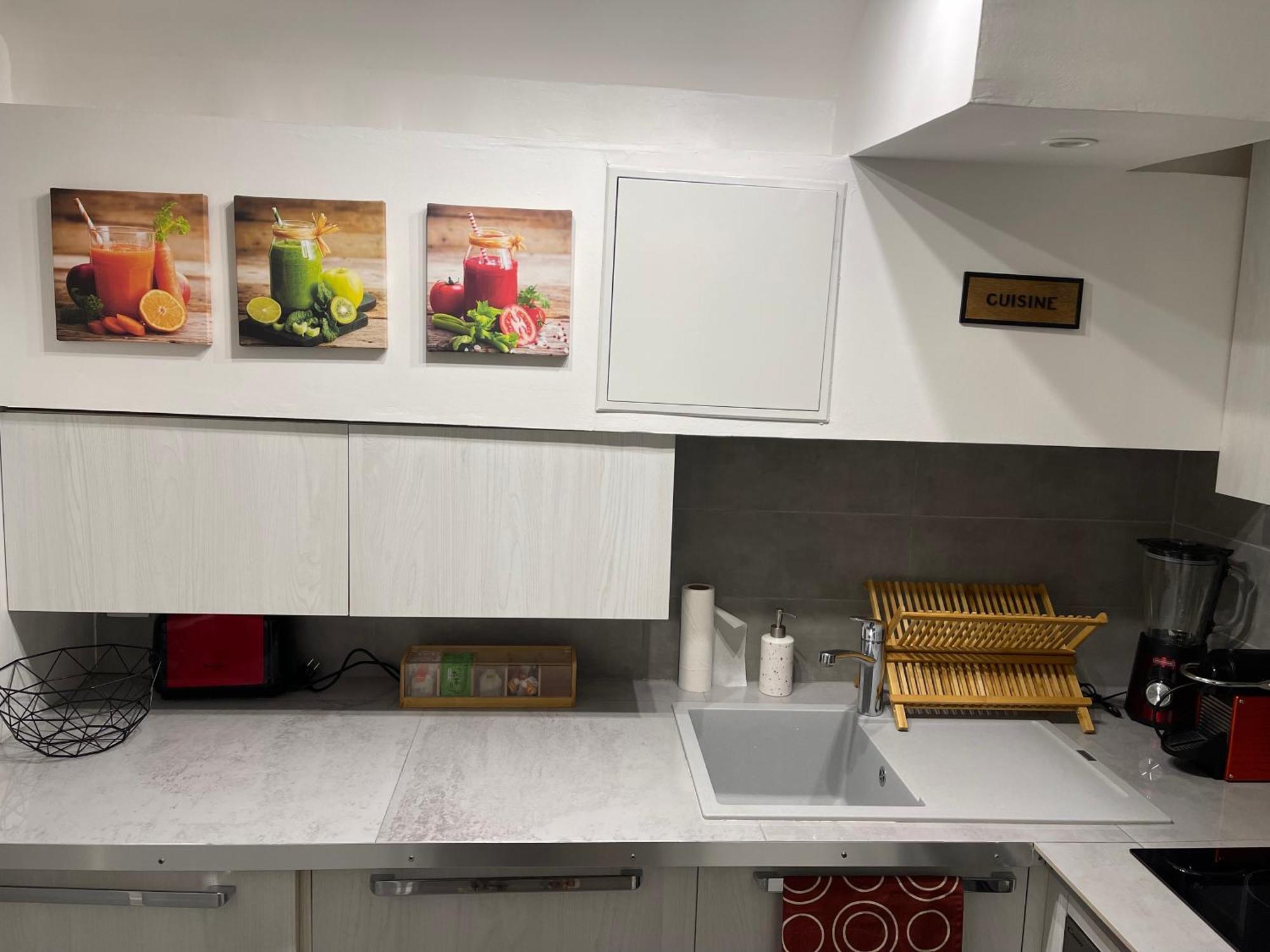Studio Entierement Equipe A 10 Min De La Defense Suresnes Ngoại thất bức ảnh
